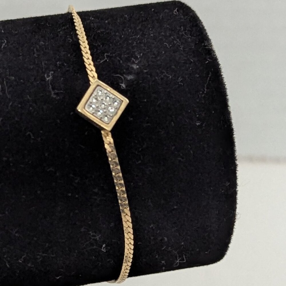 Vintage Park Lane Yellow Gold Tone w/ Crystal-like Spun Square Shape Bracelet!